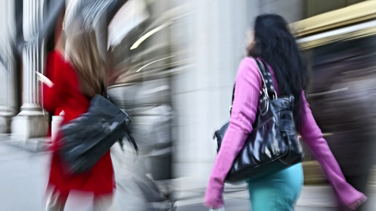 Boala femeilor active. Cum este afectată cariera şi viaţa de zi cu zi de o afecţiune puţin cunoscută