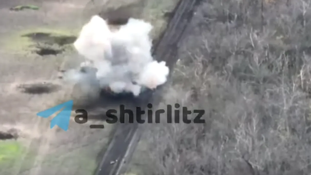 Distrugerea tancului rusesc: o lovitură a anihilat un T-80


