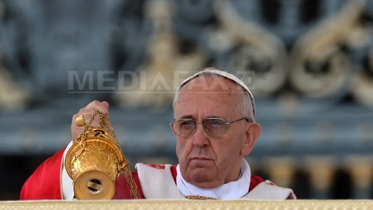 Papa Francisc denunţă pe Twitter o 