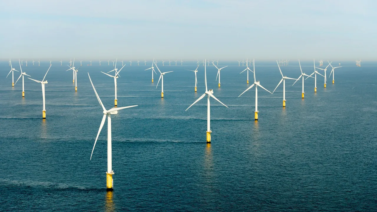 Proiectul de lege privind măsurile pentru exploatarea energiei eoliene offshore, în avizare 