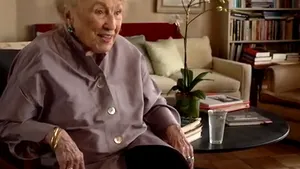 Scriitoarea Bel Kaufman a murit la vârsta de 103 ani