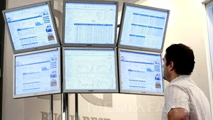 Când n-ai ce să listezi, listezi însăşi Bursa