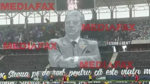 VIDEO. Coregrafie emoționantă la Steaua – Ceahlăul, în memoria lui Emeric Ienei. Lovitura de începere a fost dată de nepotul fostului antrenor