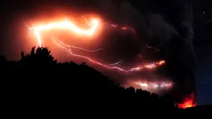 Erupţia vulcanului Puyehue din Chile în imagini - GALERIE FOTO