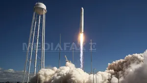 Orbital Sciences a lansat cu succes o capsulă către Staţia Spaţială Internaţională - FOTO