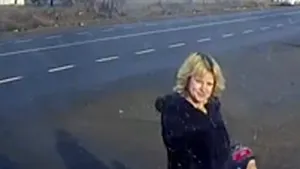 Anchete în cazul unei femei care îşi racola clienţi pentru relaţii sexuale în prezenţa copilului ei