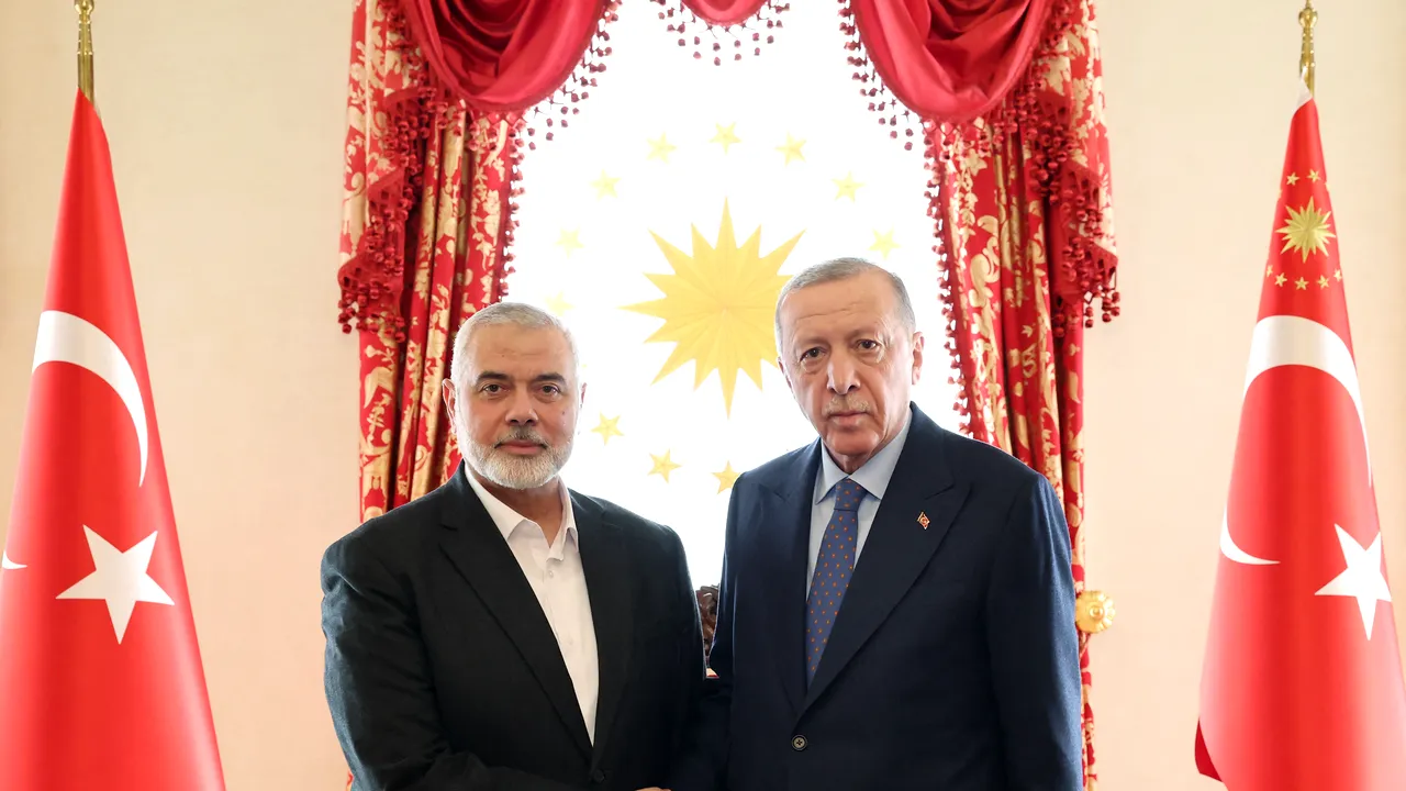 Erdogan s-a întâlnit cu liderul Hamas la Istanbul. Turcia cere încetarea focului în Gaza şi crearea unui stat palestinian independent