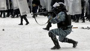 Uniunea Europeană şi Statele Unite condamnă violenţele care au avut loc luni la Kiev