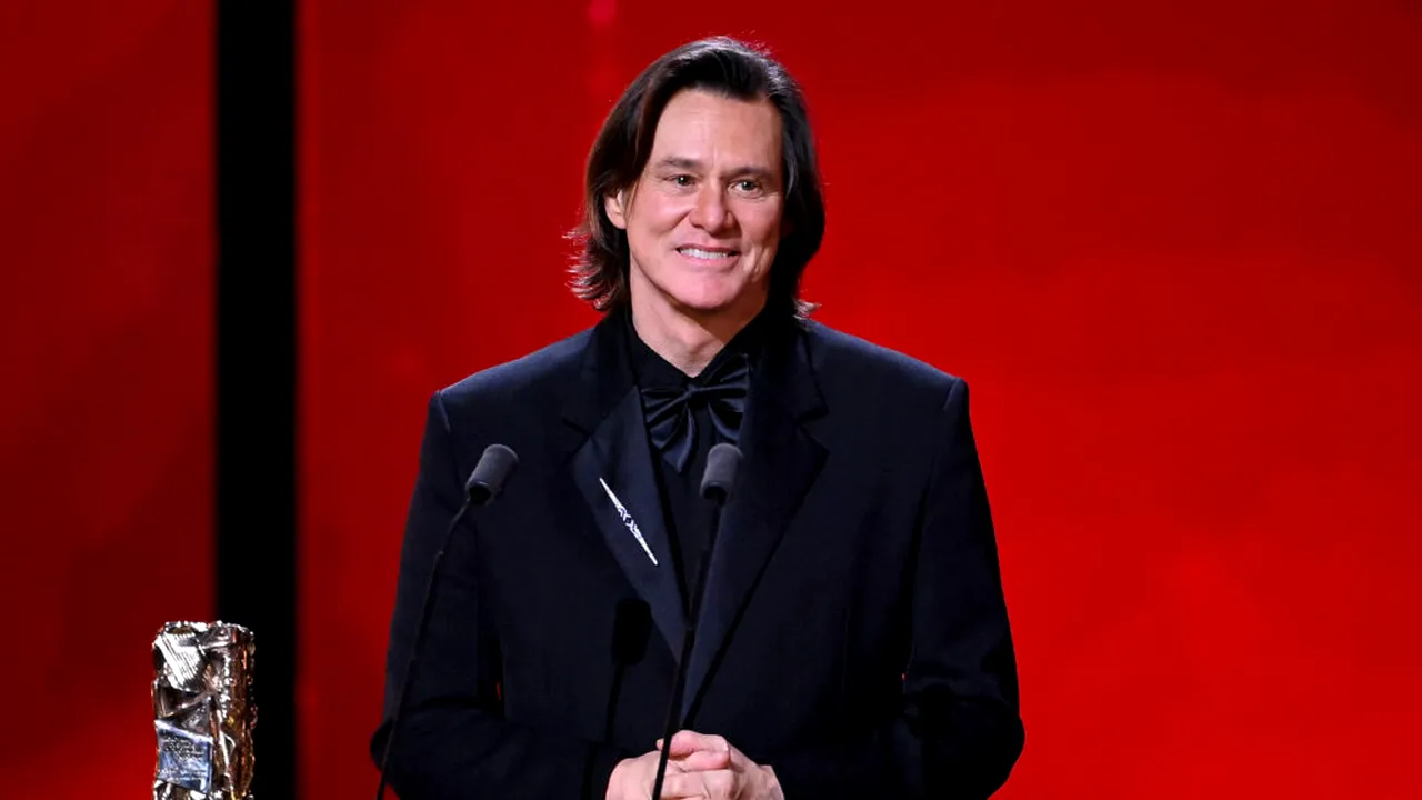 Teoria conspirației după Gala Premiilor César: Jim Carrey ar fi fost înlocuit de o sosie