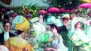 O carte pe zi: „La Belle Epoque. Amurgul unei lumi” de Mary McAuliffe