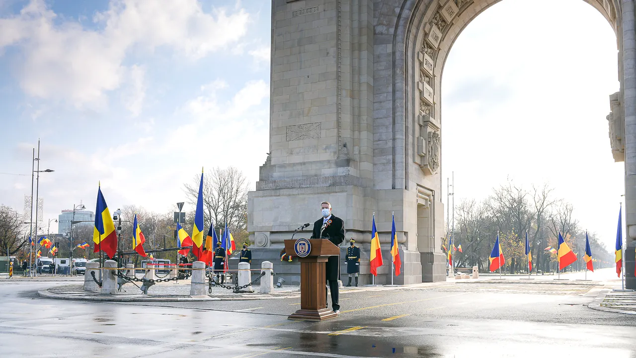 Paradă restrânsă de Ziua naţională a României. Cum s-au desfăşurat ceremoniile de 1 Decembrie | GALERIE FOTO, VIDEO