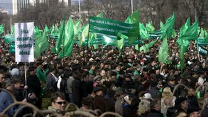 Doi români din staff-ul unui partid de la Chişinău, expulzaţi din R. Moldova
