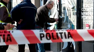 Crimă în Bucureşti. Angajată a unei firme de transport, împuşcată în cap de soţul ei. Bărbatul a fost găsit mort