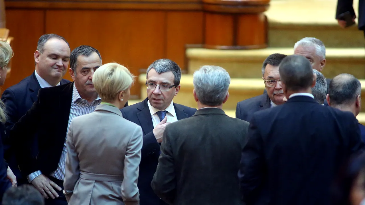 Scrisoarea care a provocat scandal în PNL Galaţi. Un consilier acuză că şedinţele de partid sunt „sub standardul de civilizaţie”
