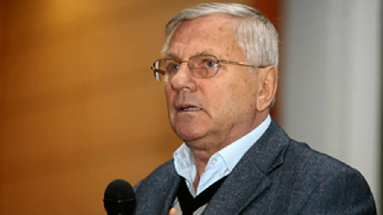 Rădulescu: Dacă se dovedeşte că Uhrin este antrenorul principal, CFR Cluj va fi sancţionată