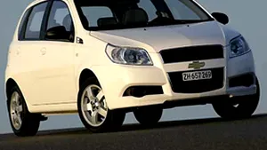 GM va lansa pe piaţa românească noile versiuni Chevrolet Aveo şi Opel Agila