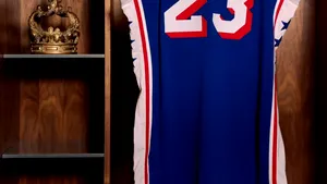 Un oraș demn de un rege. LeBron James, prezentat oficial la Philadelphia 76ers