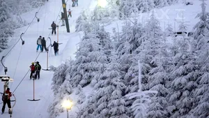 CAZARE DE SĂRBĂTORI: Care sunt ofertele hotelierilor pentru Crăciun şi Revelion