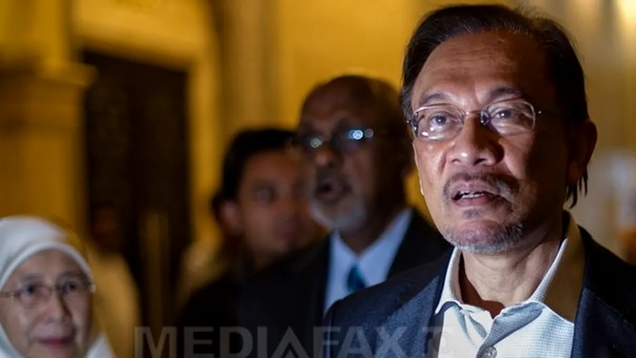 Liderul opoziţiei malaysiene acuză Guvernul că ASCUNDE informaţii privind zborul MH370: 