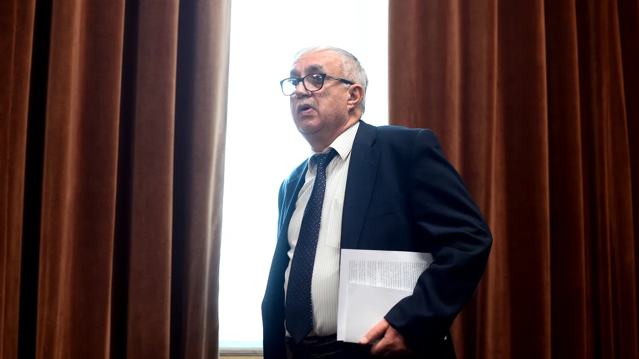 Zegrean: Guvernul poate să-şi asume răspunderea pe un proiect de lege, nu pe un proiect de 70 de legi