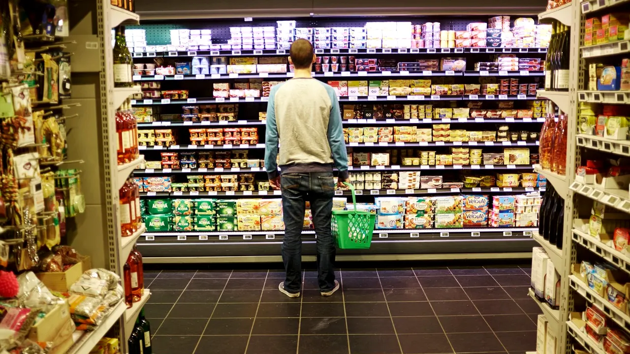 Programul magazinelor luni, în a doua zi de Paşte 2020. Ce supermarketuri şi hipermarketuri vor fi deschise. Cum funcţionează Kaufland, Mega Image şi Cora