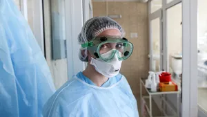 Doctorii ruşi, puşi să testeze pe ei un medicament anti-coronavirus, scrie BBC