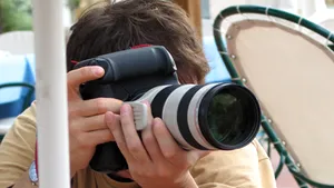 Olympus şi Matsushita vor produce aparate foto SLR de mărimea celor compacte