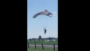 O femeie de 104 ani a sărit cu paraşuta ca să intre în Cartea Recordurilor