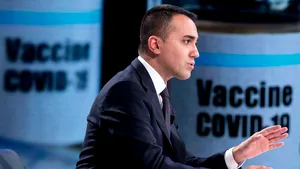 Italia anunţă că va întreprinde acţiuni în justiţie împotriva Pfizer şi AstraZeneca