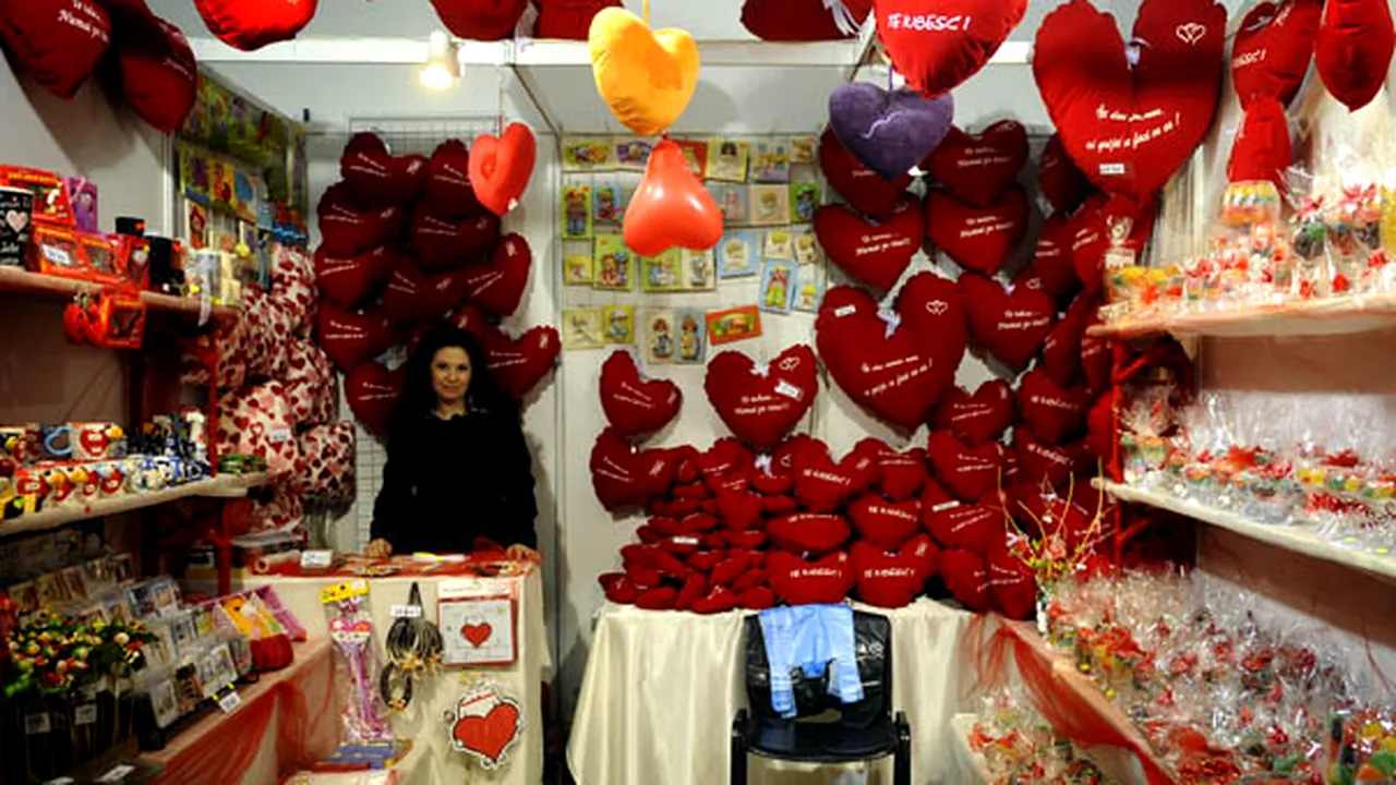 Valentine's Day - de la inimioare de pluş la nopţi de film, vibratoare şi abonamente la bibliotecă