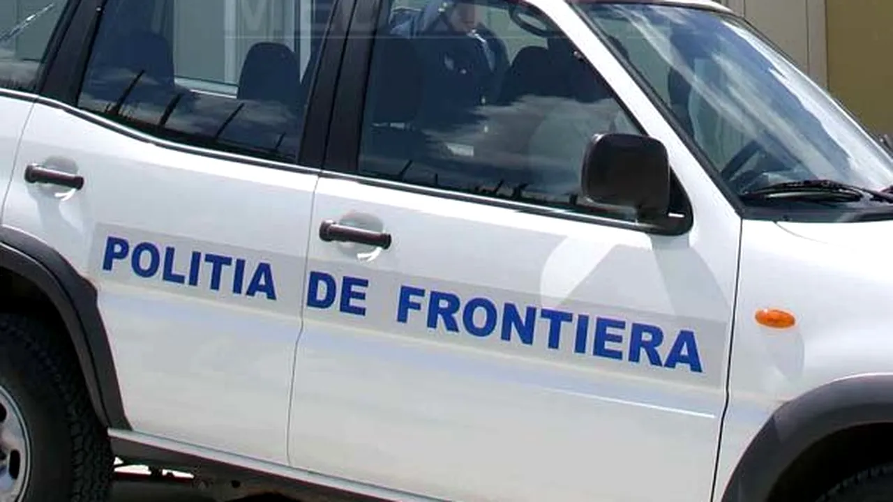 Doi poliţişti de frontieră, RĂNIŢI, după ce maşina în care se aflau s-a răsturnat