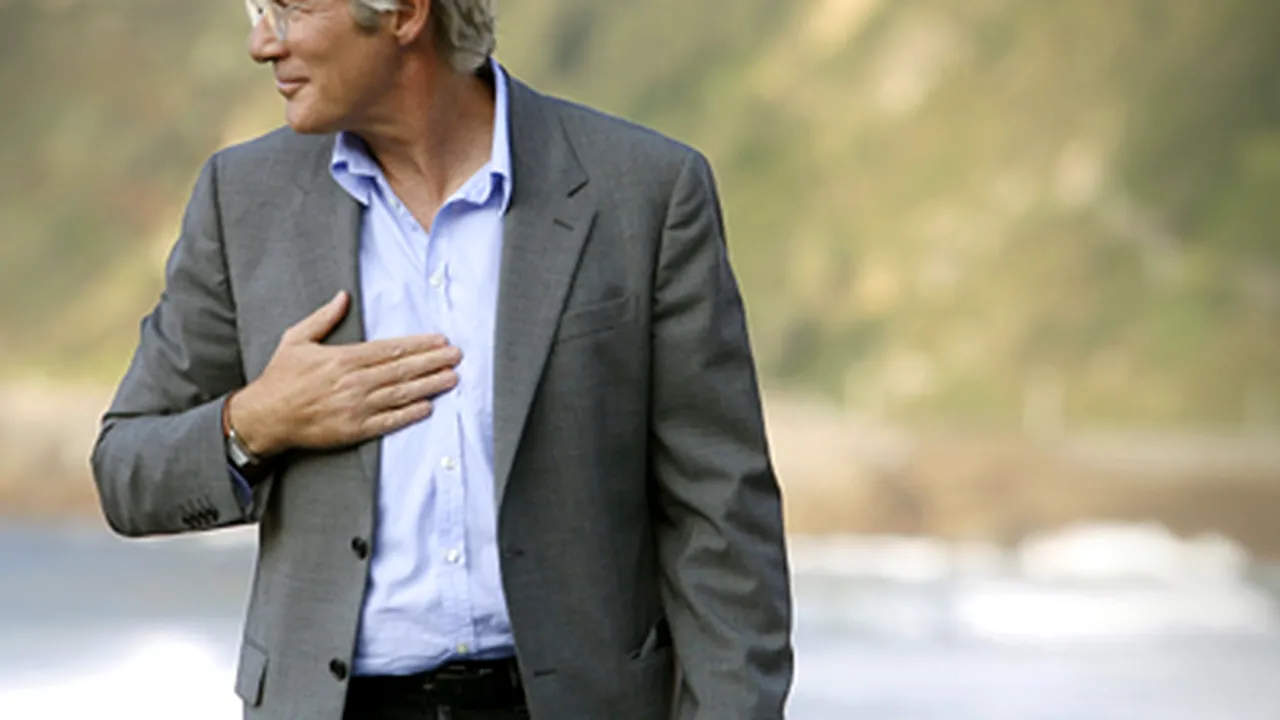 Richard Gere susţine cauza conservării Insulelor Galapagos (Galerie Foto)