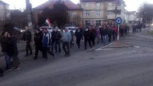 Peste 200 de persoane la un miting de solidaritate cu Beke István şi Szőcs Zoltán, la Târgu Secuiesc