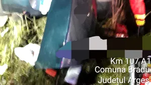 Un tânăr de 22 de ani a murit după ce a intrat cu maşina într-un parapet de beton pe A1