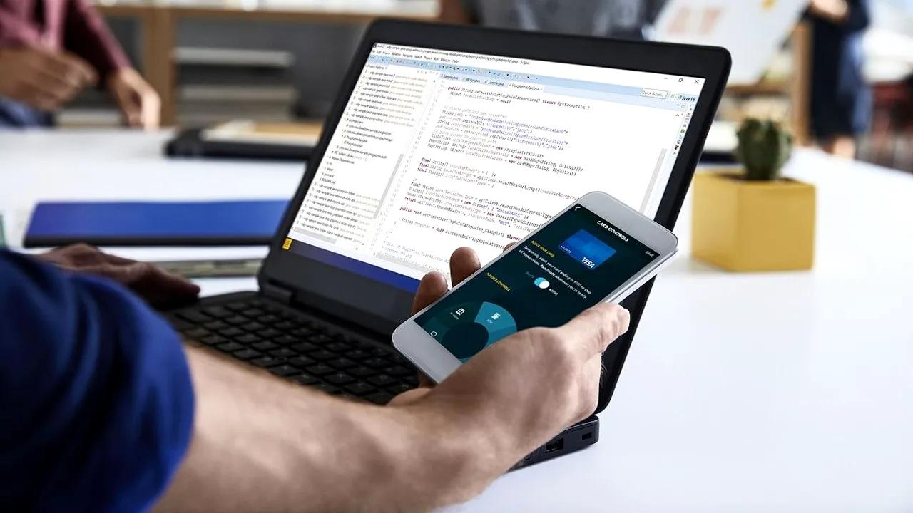 Semnătura electronică, obligatorie în relaţia cu Fiscul de la 1 martie 