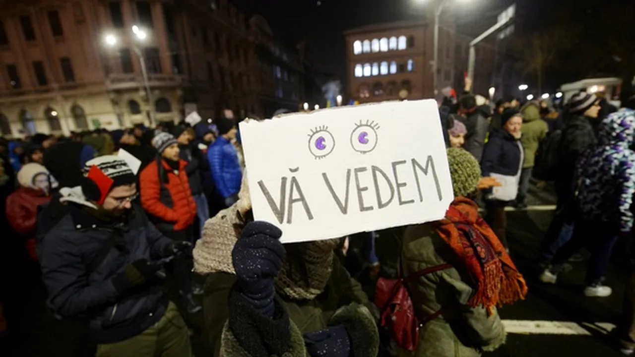 VIDEO Proteste la Timişoara, Sibiu, Iaşi, Arad, Ploieşti şi Cluj-Napoca faţă de deciziile Guvernului