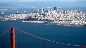 Podul Golden Gate din San Francisco va fi înzestrat cu o plasă contra sinucigaşilor