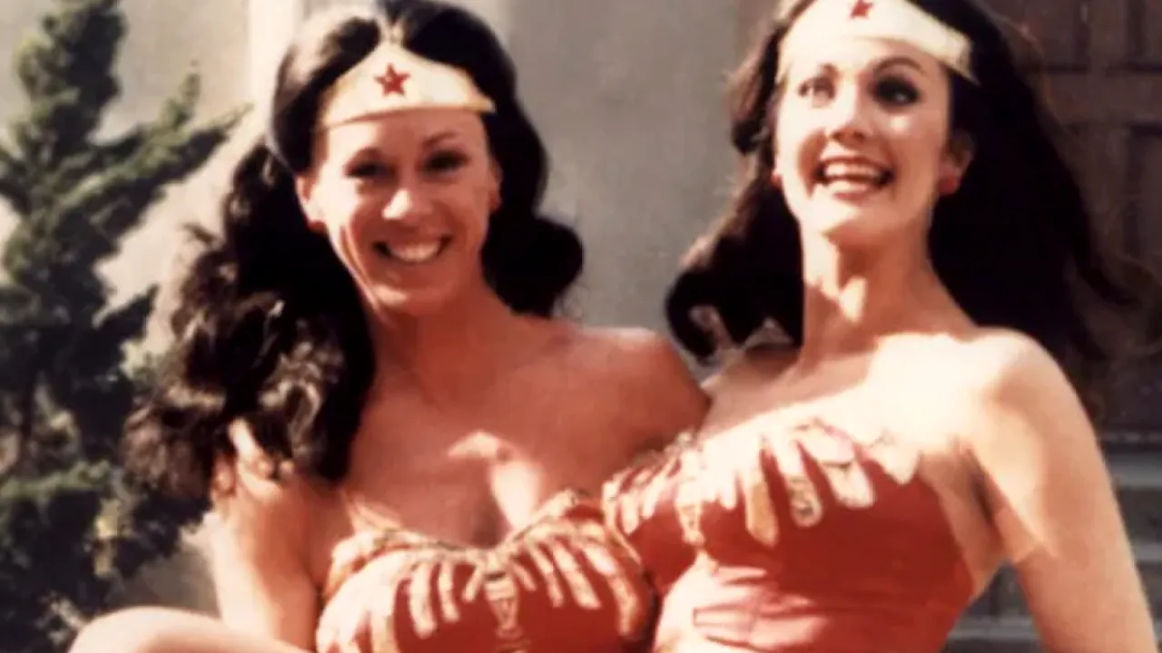 A murit sosia Wonder Woman