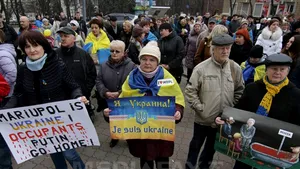 SONDAJ: O treime dintre ucraineni, pregătiţi pentru concesii în vederea încheierii războiului