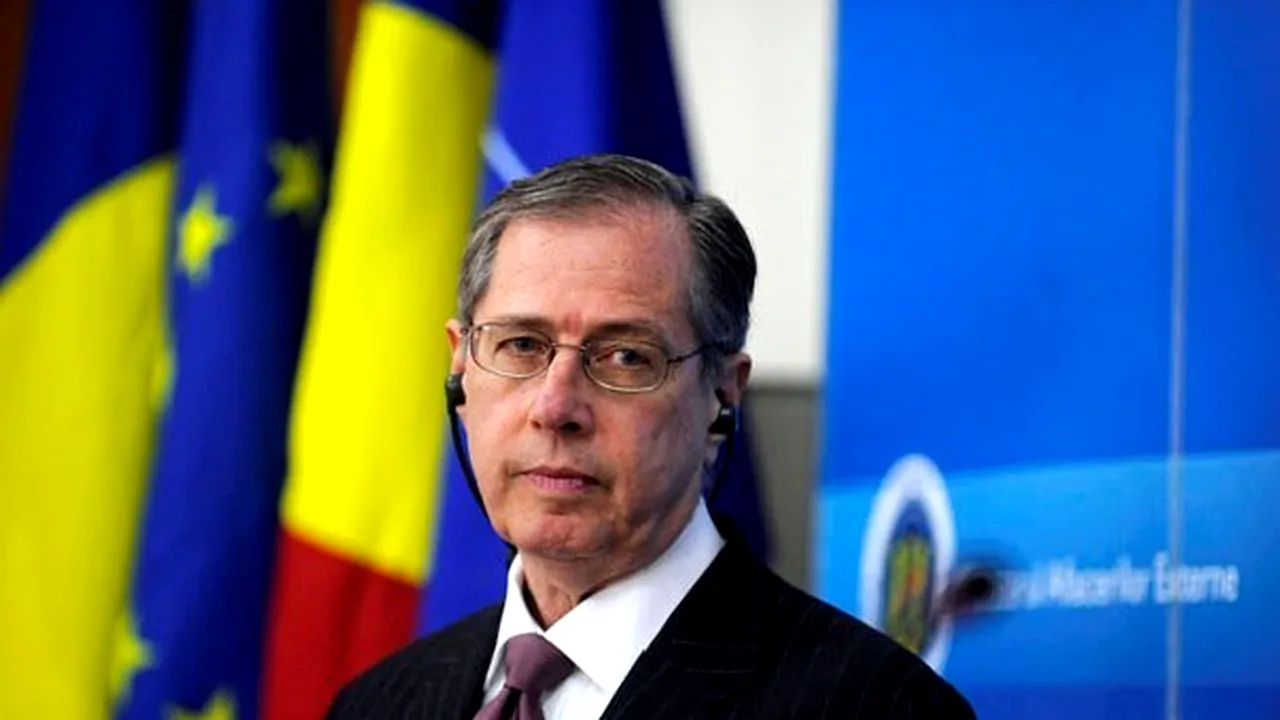 Gitenstein: Reducerea pensiilor şi salariilor, cea mai bună soluţie; creşterea impozitelor, nepotrivită