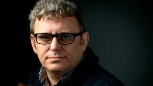 Comănescu / Spotlight: Campania pentru Bucureşti - strategia bate panotajul