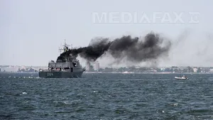 Nouă nave şi patru elicoptere, implicate într-un exerciţiu pe mare pentru salvarea a 70 de persoane - FOTO, VIDEO