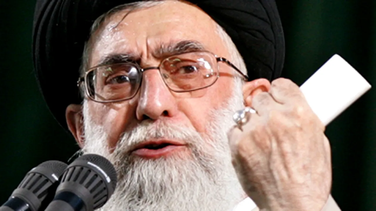 Ayatollahul Khamenei le-a cerut parlamentarilor să fie toleranţi faţă de opiniile opoziţiei