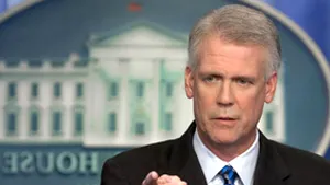 Purtătorul de cuvânt al Casei Albe, Tony Snow, demisionează
