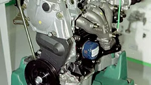 Inventatorul motorului cu apă reduce pretenţiile la 50 mil. euro pe brevet