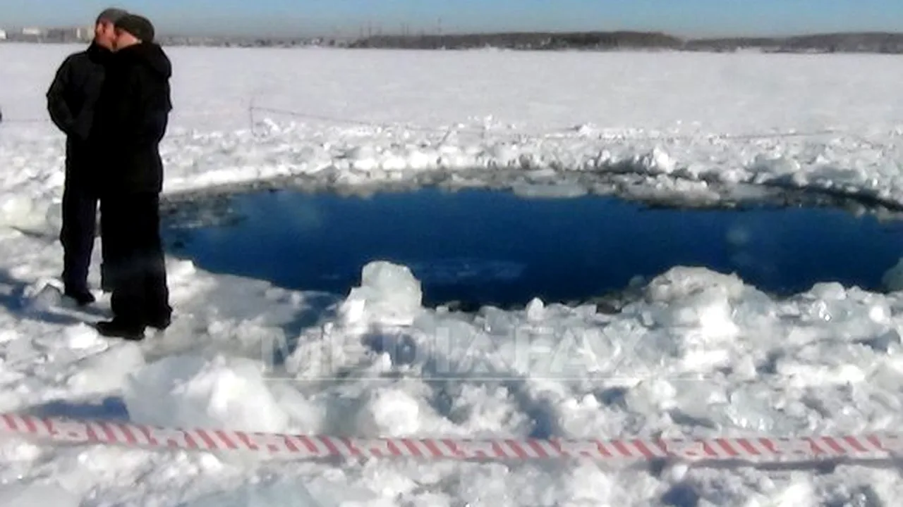 Un meteorit de 18 kilograme, descoperit în Antarctica