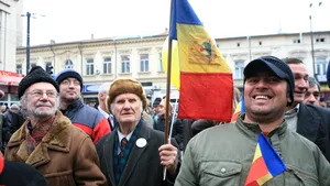Aproximativ 900 de persoane participă la adunarea românilor de la Topliţa