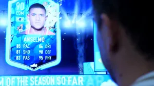 Florian este fan înrăit FIFA şi abia aşteaptă lansarea FIFA21