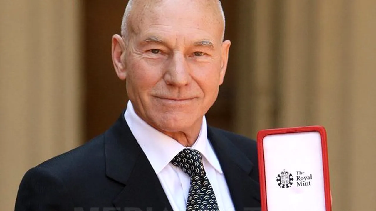 Actorul Patrick Stewart, numit cavaler de regina Elizabeth a II-a a Marii Britanii