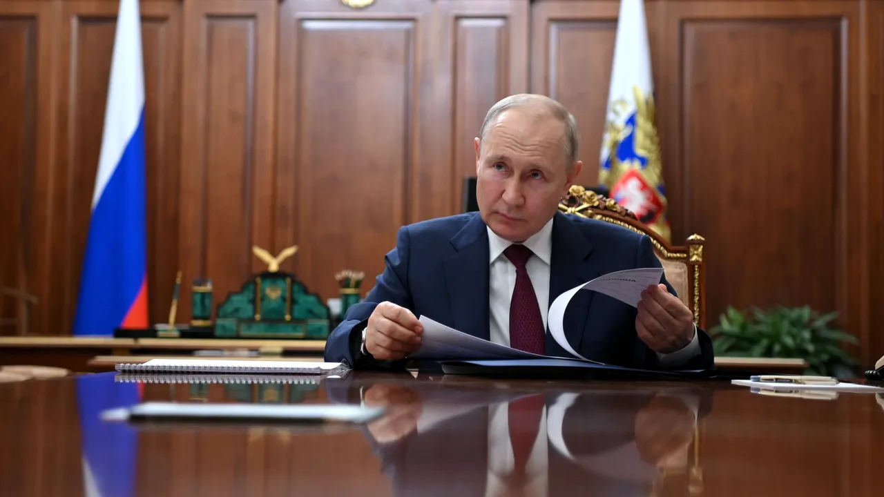 Dezvăluiri: Maşinăria de război a lui Putin a obţinut un miliard de euro folosind o breşă în sancţiunile UE. Bulgaria a permis ca milioane de barili de petrol rusesc să inunde Uniunea / România este cel mai mare importator din Bulgaria